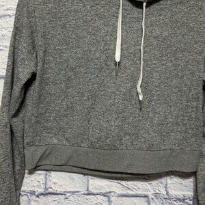 Soft cropped hoodie rue21 gray Pullover Size XS No flaws Approx measurements